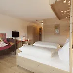 מלון Hotel Oberstdorf
