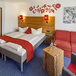 Hotel Oberstdorf 4* אוברסטדורף