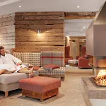 Hotel Oberstdorf מלון 4*