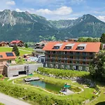 Hotel Oberstdorf מלון