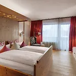 Hotel Oberstdorf 4*